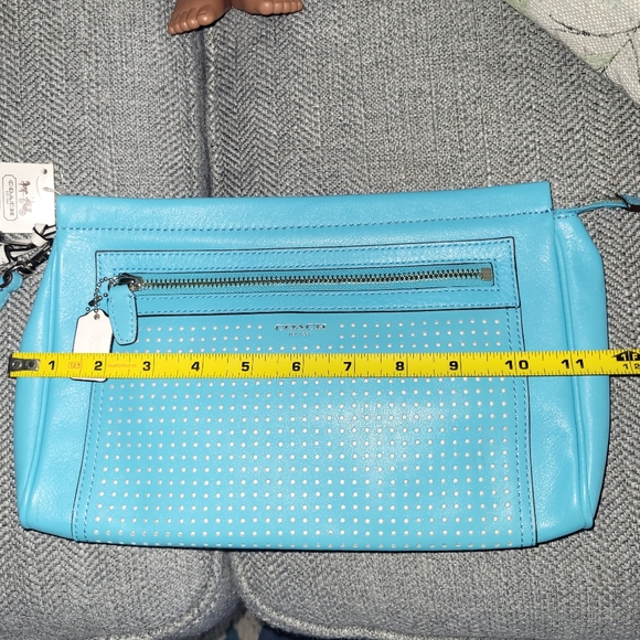 Coach Large legacy Perforated Clutch/ Wristlet - Picture 3 of 8